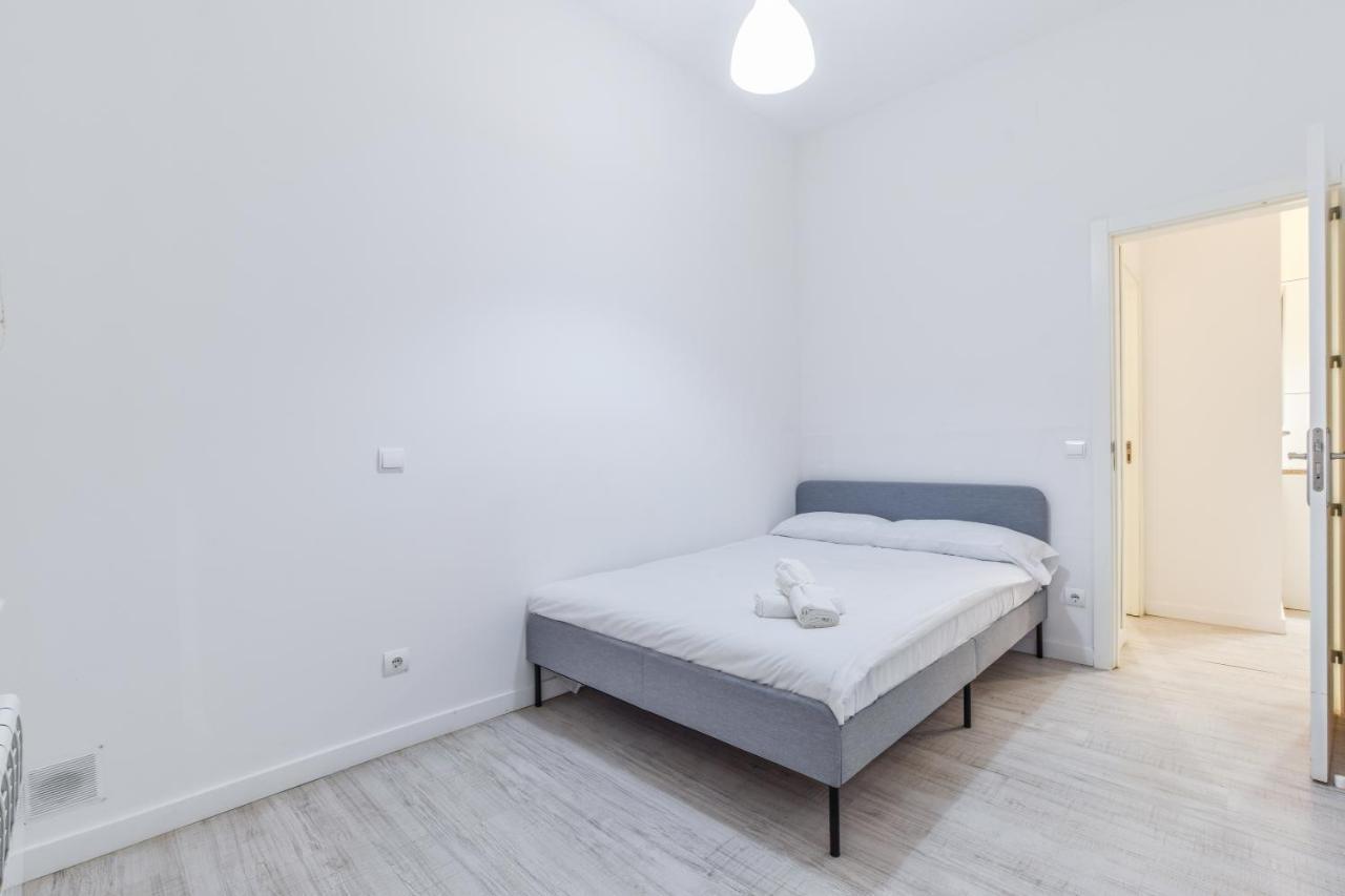 Ferienwohnung Amplio Apartamento En Malasana Para 6 Personas Madrid Exterior foto